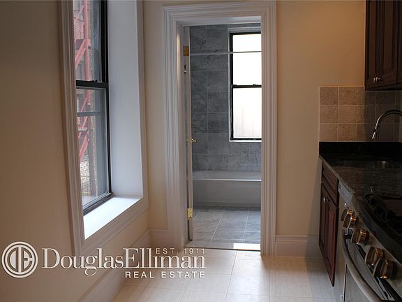 4th image of 250 W 78th St APT 2FR