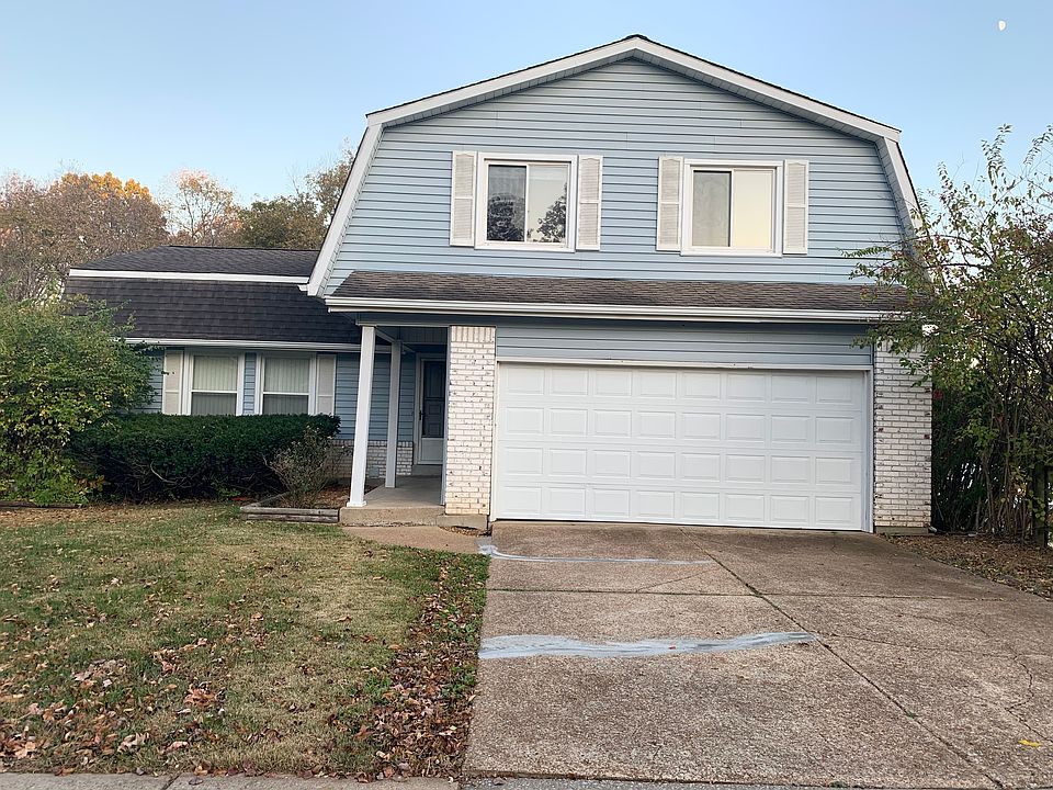 2nd image of 1070 Treetop Trail Dr