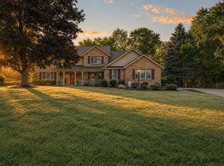 1672 Mound View Pl, Whitewater, WI 53190
