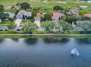 3160 Crescent Oaks Blvd, Tarpon Springs, FL 34688