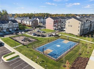 809 Birchwood Hill Pl Unit B, Glen Allen, VA 23060