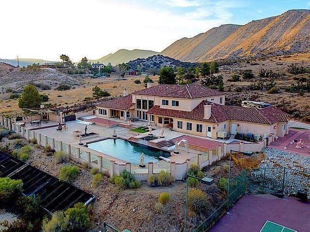 1st image of 6260 Mountain Shadow Manor Ln