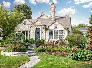 258 Taylor Ave, Glen Ellyn, IL