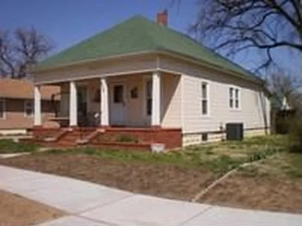 904 N Plum St, Hutchinson, KS 67501