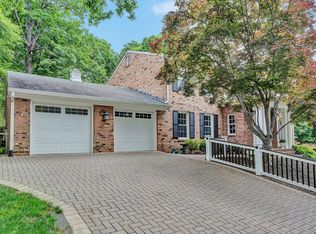 6235 Hidden Valley Dr, Roanoke, VA 24018