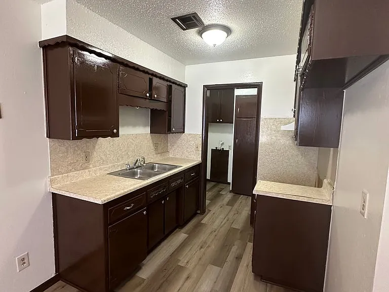 321 W Michael Dr — Photo 12