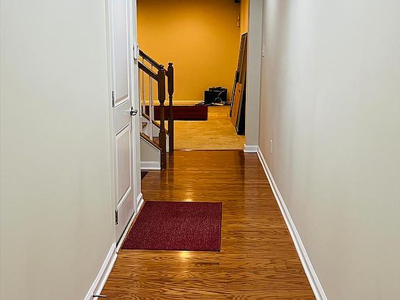 2nd image of 502 Siena Ln