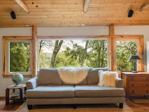 21932 Crestline Rd, Palomar Mountain, CA 92060