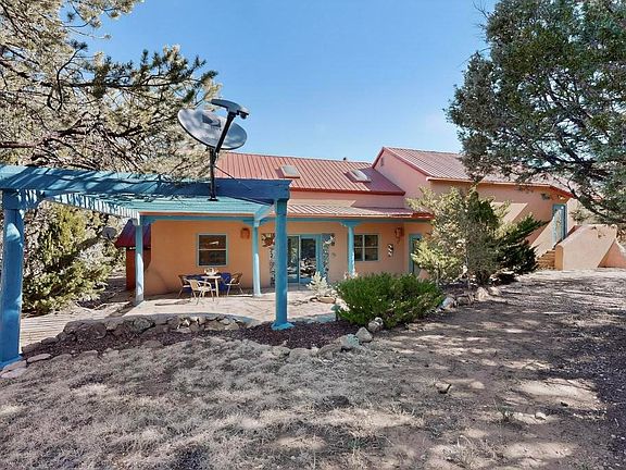 3rd image of 200 Ojo De La Vaca Rd