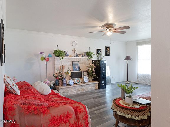 4th image of 3004 W Viola Ave