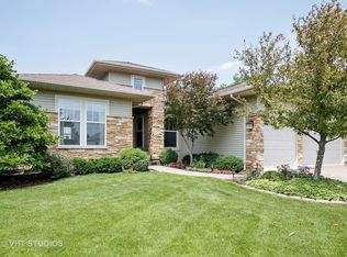 12835 Ash Ct, Huntley, IL 60142