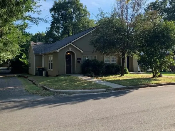 812 W College St, Sherman, TX 75092
