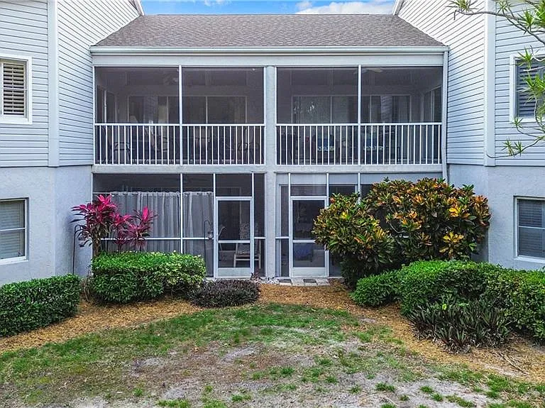 2860 Citrus Lake Dr #R-202 — Photo 49