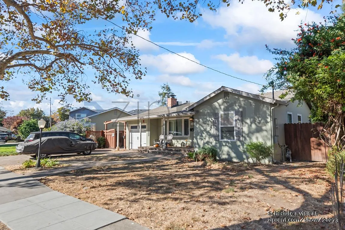 1383 Spencer Ave photo 1