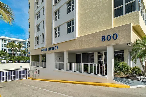 800 SE 20th Ave #407 Photo 1