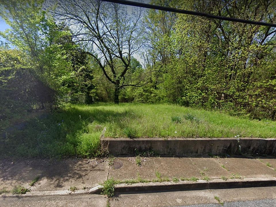 1st image of 261 1st Ave #57