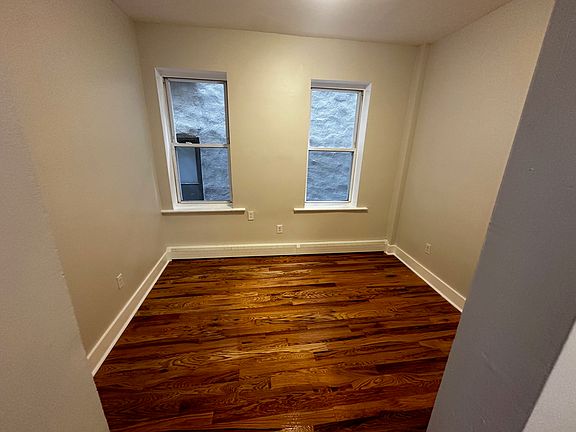 3rd image of 6402 Dewey Ave APT 4
