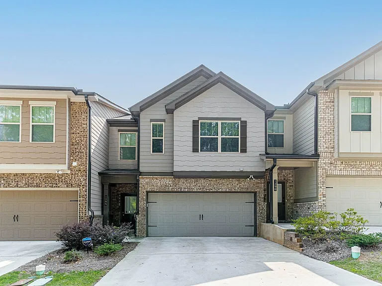 1380 Sugar Glen Ct — Photo 31