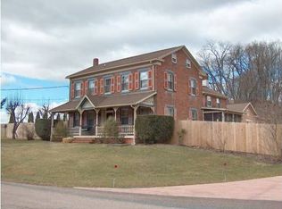 979 Covered Bridge Rd, Milton, PA 17847