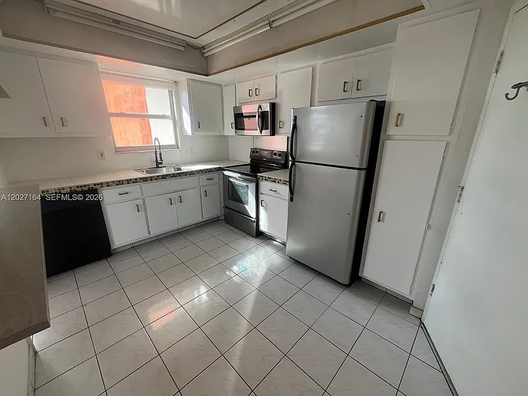 1351 NE Miami Gardens Dr #1625E — Photo 15