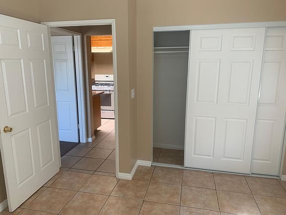 5th image of 5261 N Barranca Ave