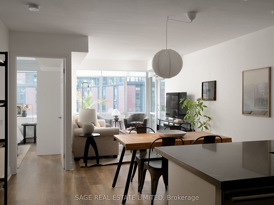 1st image of 39 Parliament St #816