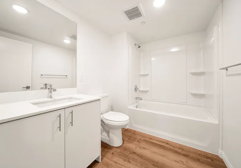 11514 Cumpston St #401 — Photo 10