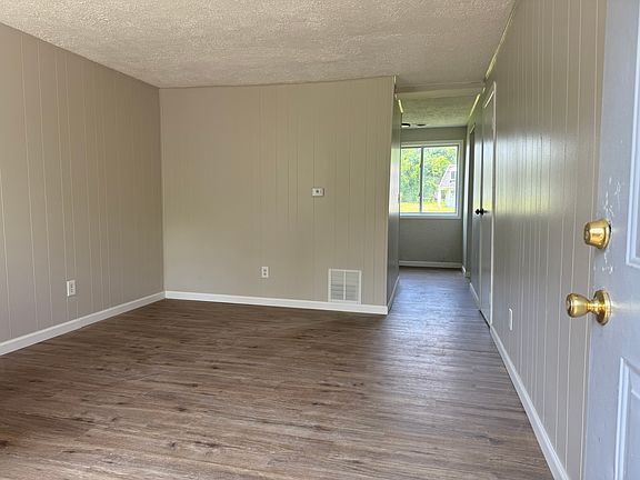 5th image of 20 Nakissa Dr