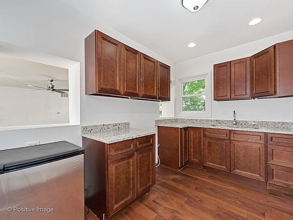 4th image of 5300 N Lockwood Ave