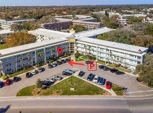 2070 World Parkway Blvd APT 8, Clearwater, FL 33763