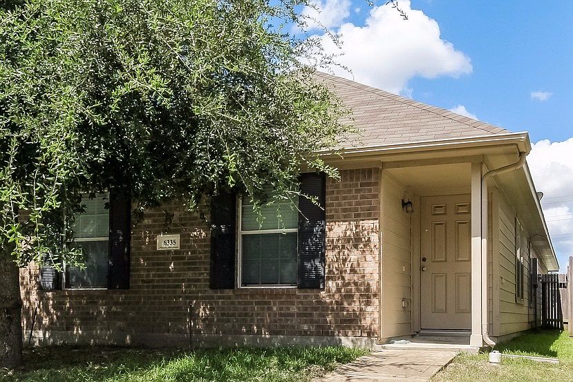 1st image of 6335 Mountain Pines Ln