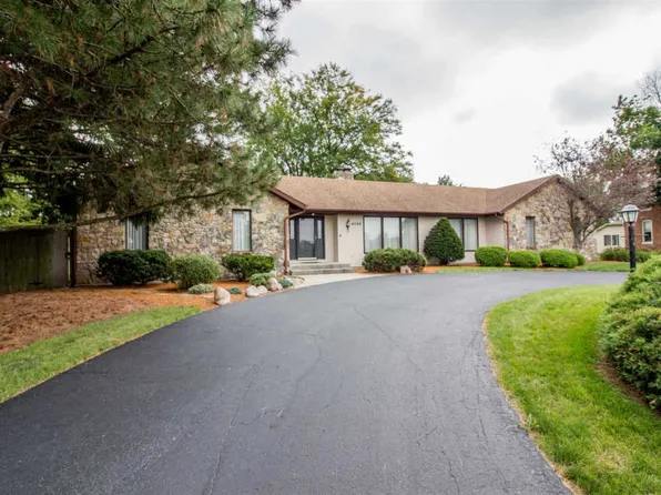 4036 Goeglein Rd, Fort Wayne, IN 46815