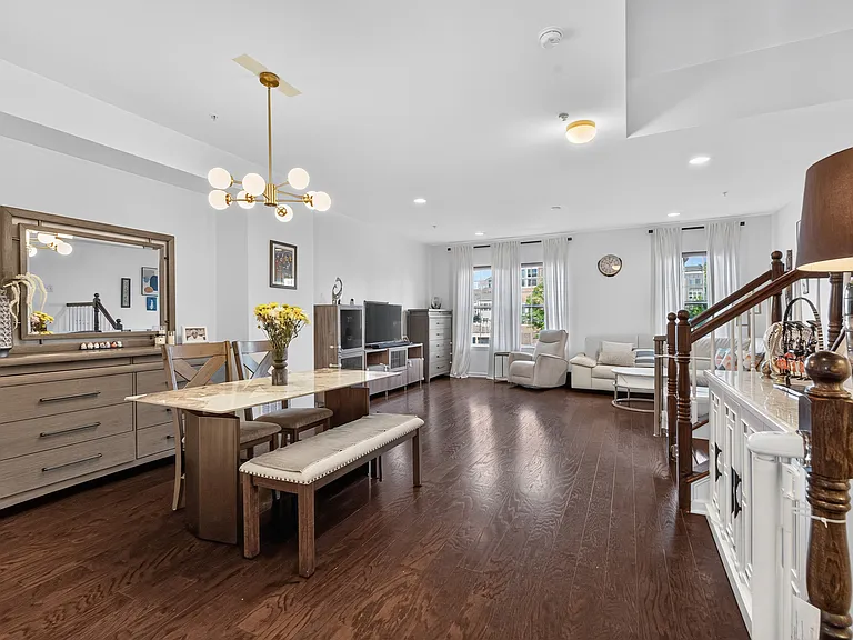 5 Truman Dr — Photo 13