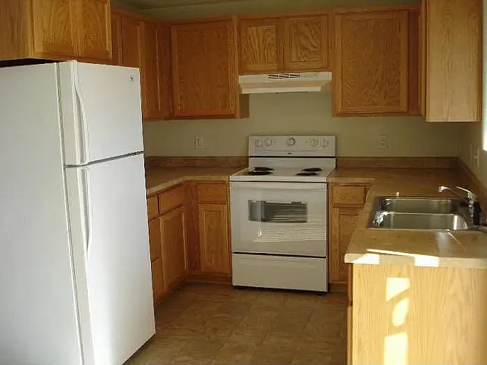 Building Photo - 759 Diamond St #759