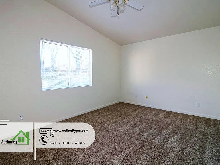 1549 Bruce Dr #B — Photo 17