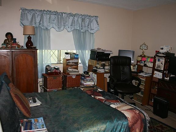 5th image of 62 South St Unit 6