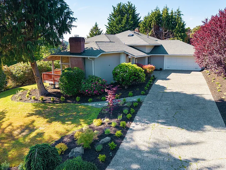 8808 NE 14th St — Photo 1