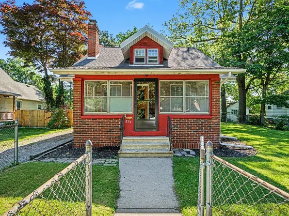 831 Bush St, Jackson, MI 49202