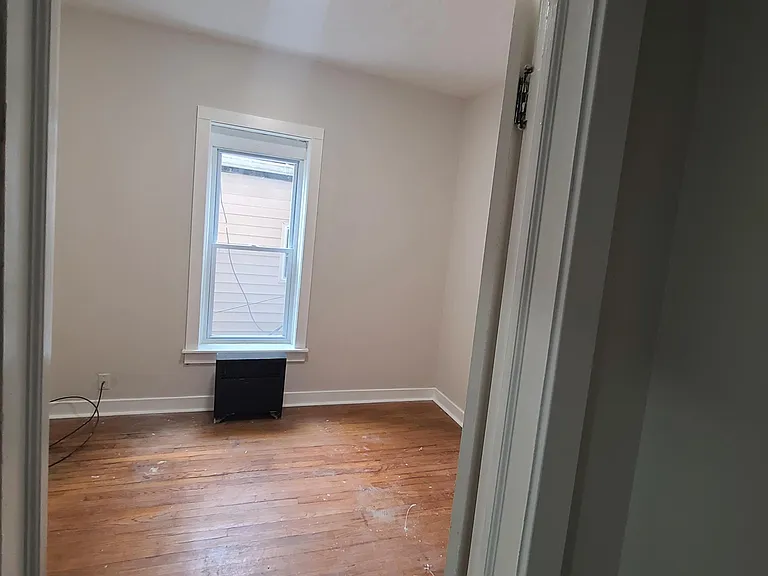 4824 Olcott Ave #1B — Photo 5