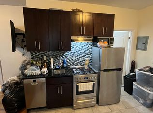 1439 Sterling Pl #2R, Brooklyn, NY 11213