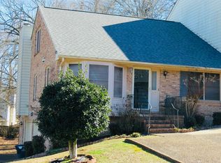 234 Woodcastle Dr, Florence, AL 35630