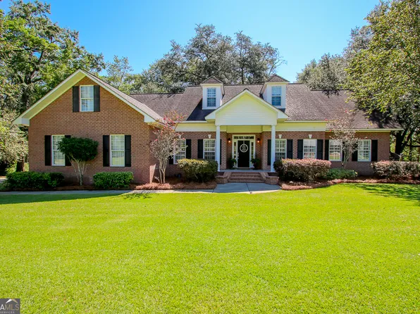 611 NE Pearl St, Collins, GA 30421