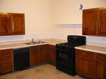 2nd image of 4711 Sacramento Ave