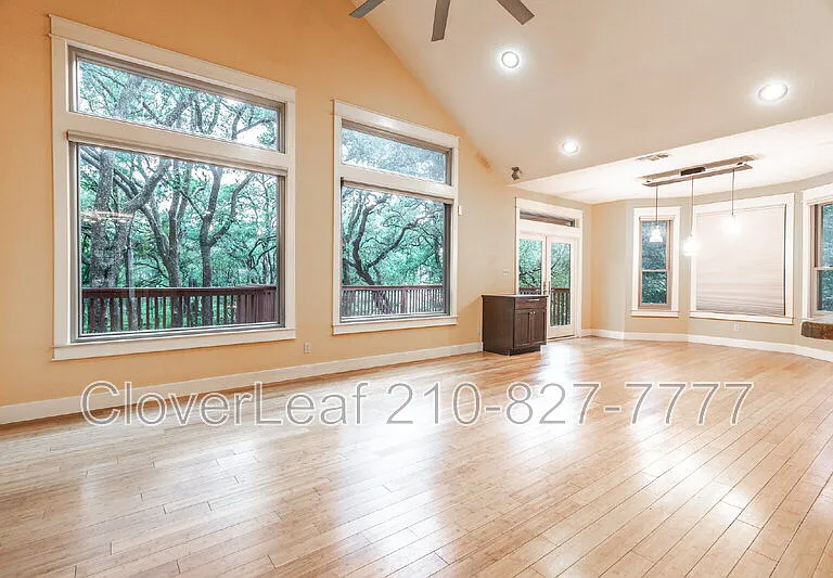1025 Flaming Oak Dr — Photo 14