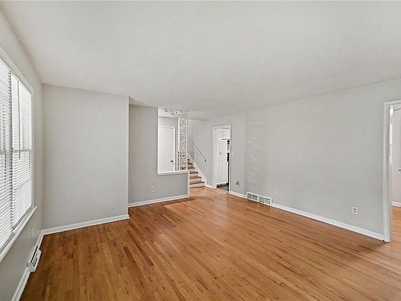 5th image of 11214 E 53rd Ter