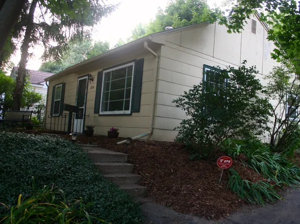 2314 Hillsdale Ave, Kalamazoo, MI 49006