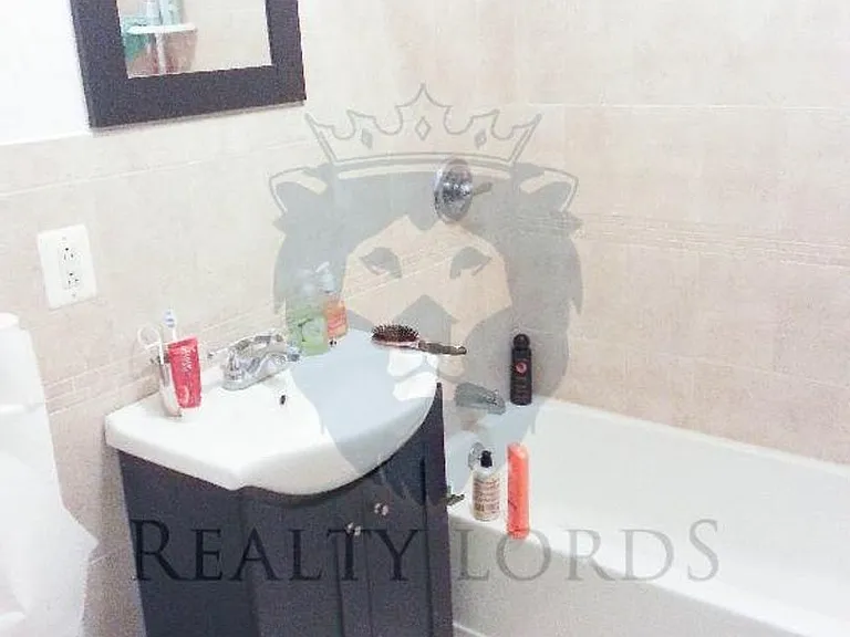 247 Harvard Ave #5E — Photo 4