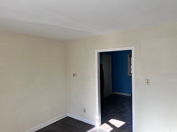 2nd image of 106 S Blacknall St #B