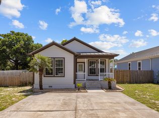 518 2nd Ave, Destin, FL 32541