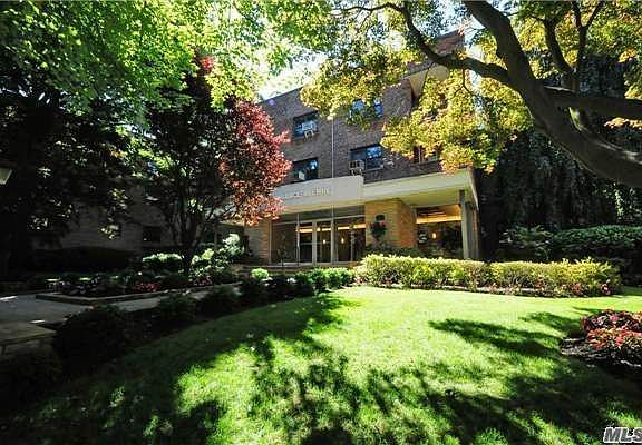 2nd image of 30 Grace Ave APT 2B